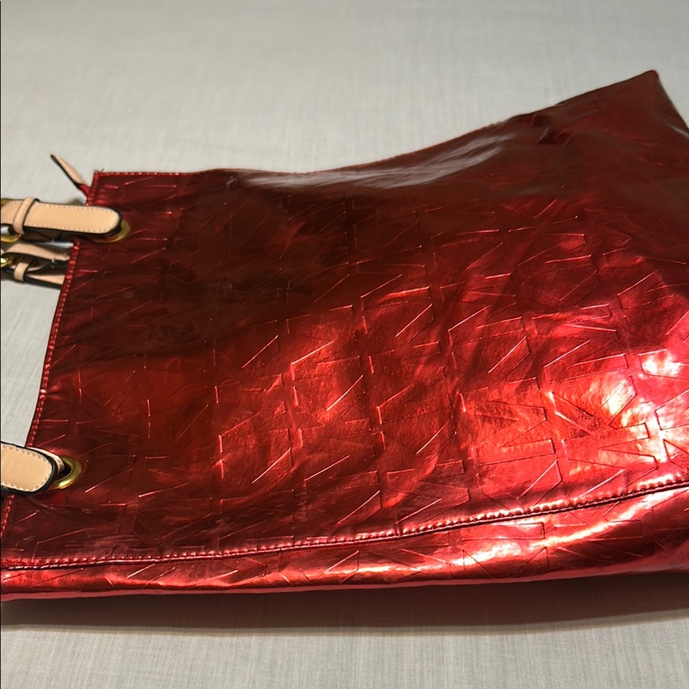 Michael Kors Red Tote Bag with Beige Straps - Picture 2 of 10